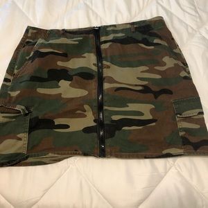Forever 21 Camo skirt
